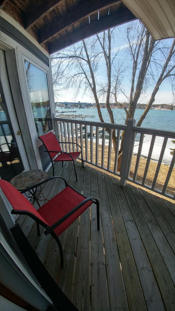 Snug Harbor Inn Sturgeon Bay Kültér fotó